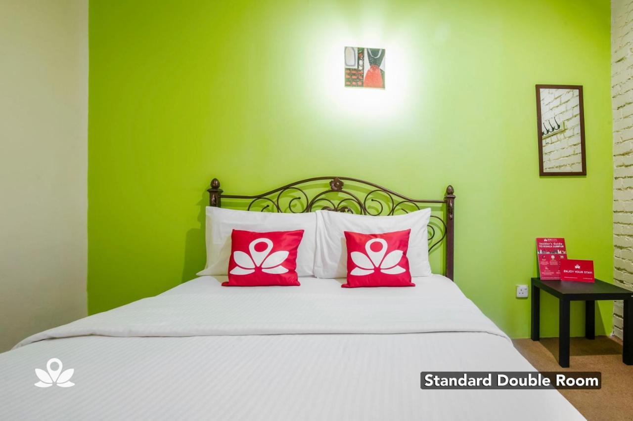 The Explorers Guesthouse And Hostel Kuala Lumpur Exterior photo