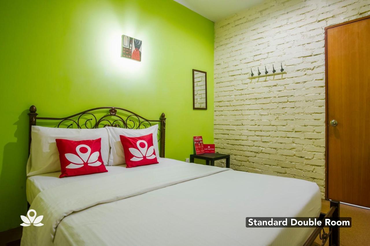 The Explorers Guesthouse And Hostel Kuala Lumpur Exterior photo