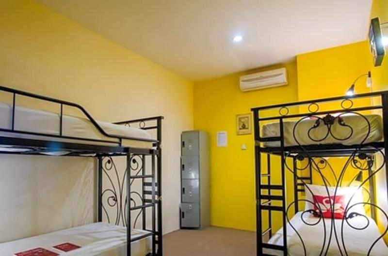 The Explorers Guesthouse And Hostel Kuala Lumpur Exterior photo